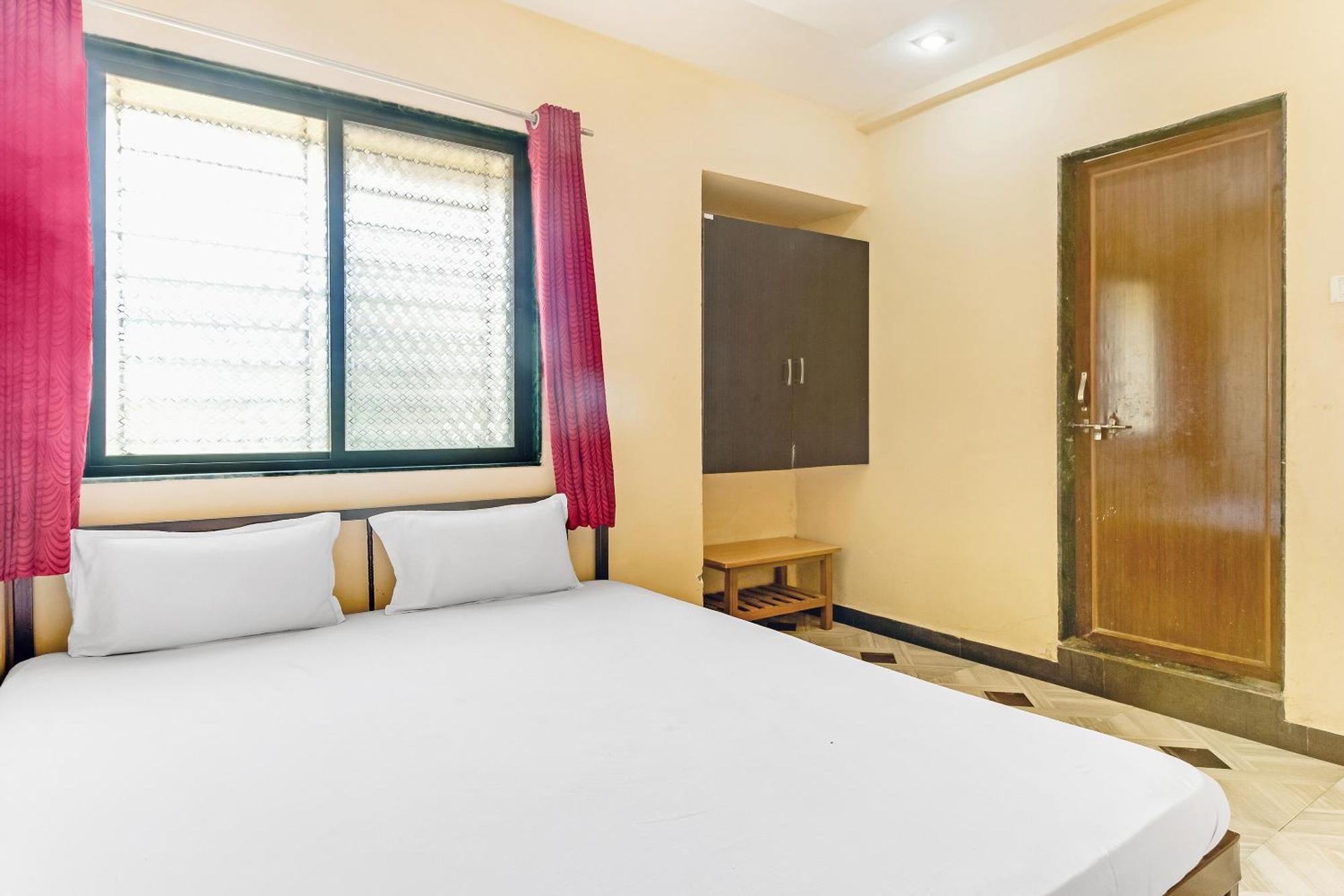 Spot On Harihar Lodging And Yatri Niwas Hotel Kolhapur Ngoại thất bức ảnh