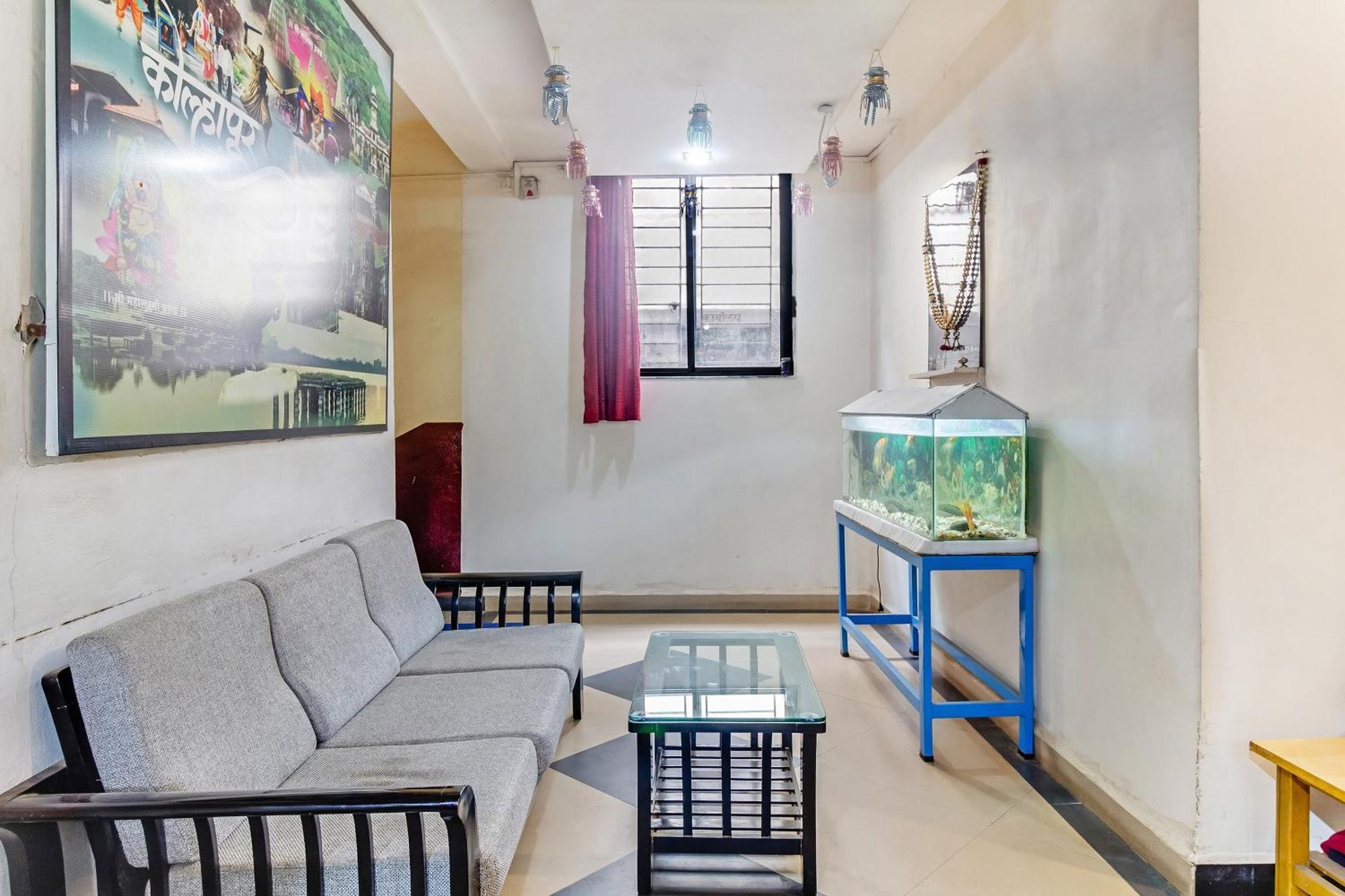 Spot On Harihar Lodging And Yatri Niwas Hotel Kolhapur Ngoại thất bức ảnh