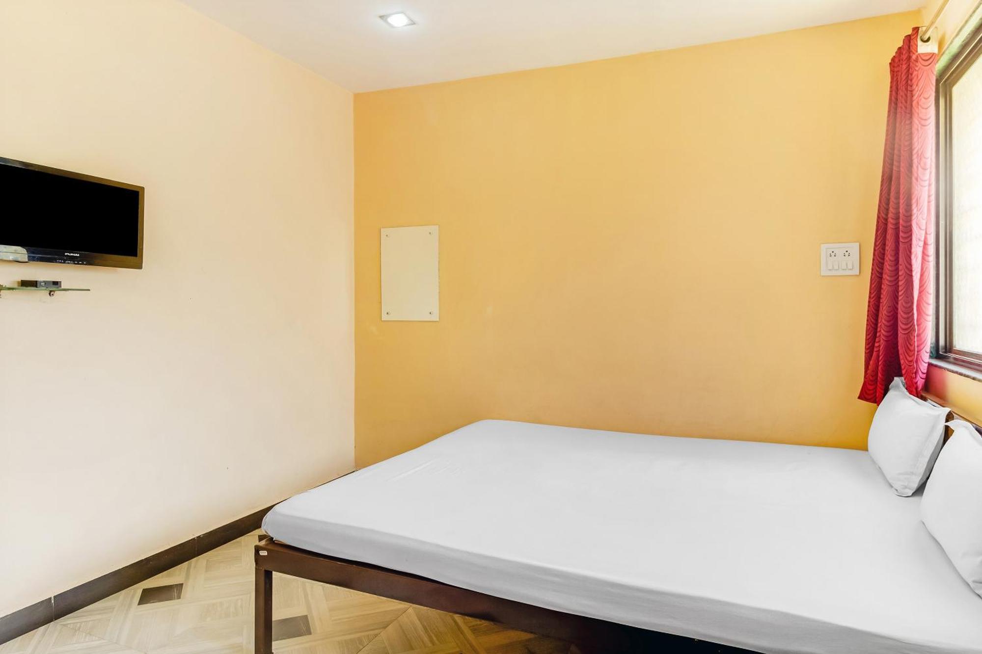 Spot On Harihar Lodging And Yatri Niwas Hotel Kolhapur Ngoại thất bức ảnh